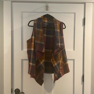 Sweater vest by Natural Reflections